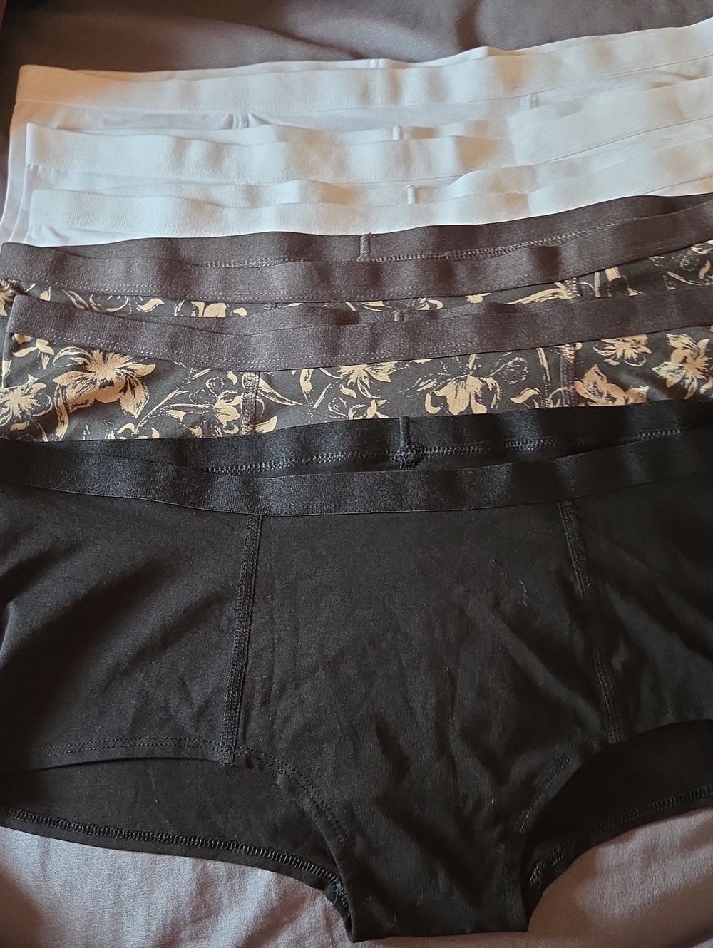 NWOT- Pact Organic- 6-Pack Boyshorts in White, Black & Charcoal Floral
